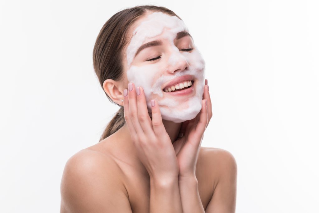 Dermatologist teaching how to cleanse